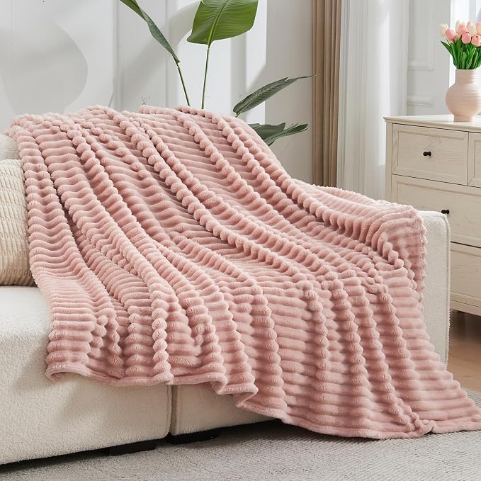 NEWCOSPLAY Fleece Ribbed Cozy Throw Blanket - Image 8