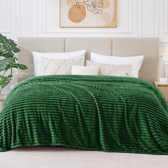 BEDELITE Ribbed Jacquard Dark Green Blankets Queen Size - Image 2