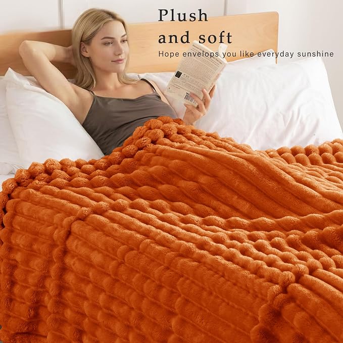 Exclusivo Mezcla Striped Queen Size Fleece Blanket - Image 2