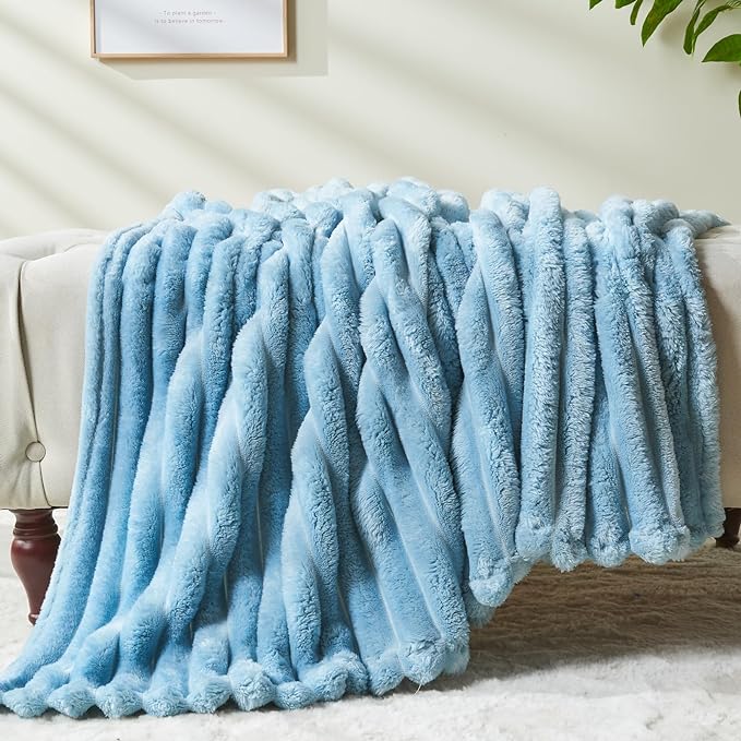 NEWCOSPLAY Fleece Ribbed Cozy Twin Blanket - Image 6