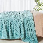 NEWCOSPLAY Fleece Clouds Cozy King Blanket - Image 7