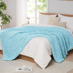 L'AGRATY Chunky Knit Throw Blanket by LAGRATY