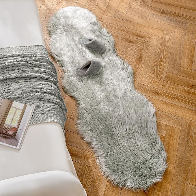 MIULEE Fluffy Area Rug 2x6 ft Faux Fur Sheepskin Rug - Image 3