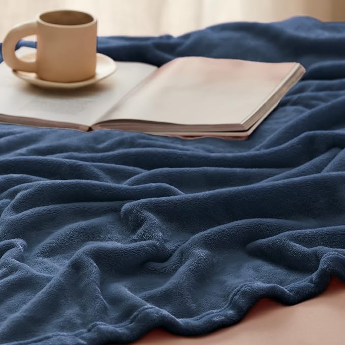 Bedsure GentleSoft Fleece Throw XL Blanket Blue - Image 5