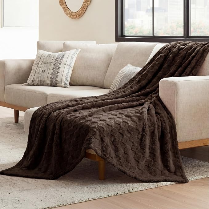 Bedsure GentleSoft Throw Blanket - Image 6