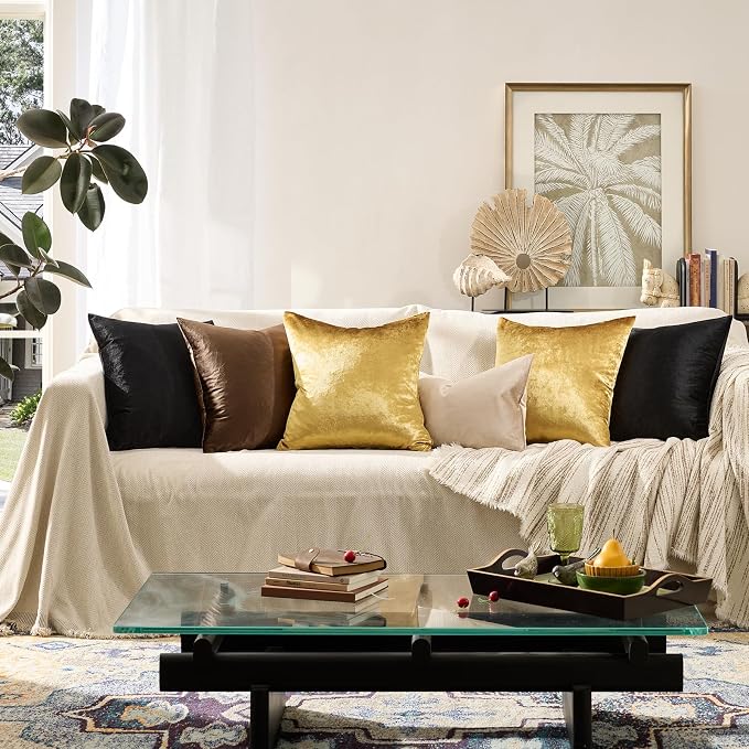 GIGIZAZA Gold Velvet Pillow Covers 20x20 Decorative Pillows Pack of 2 | Throw - Image 7