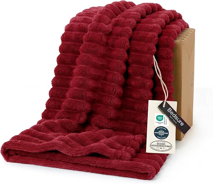 Bedsure Soft Red Throw Blanket for Couch Decor Gifts 50"x60" | Birthday Gifts by Unknown