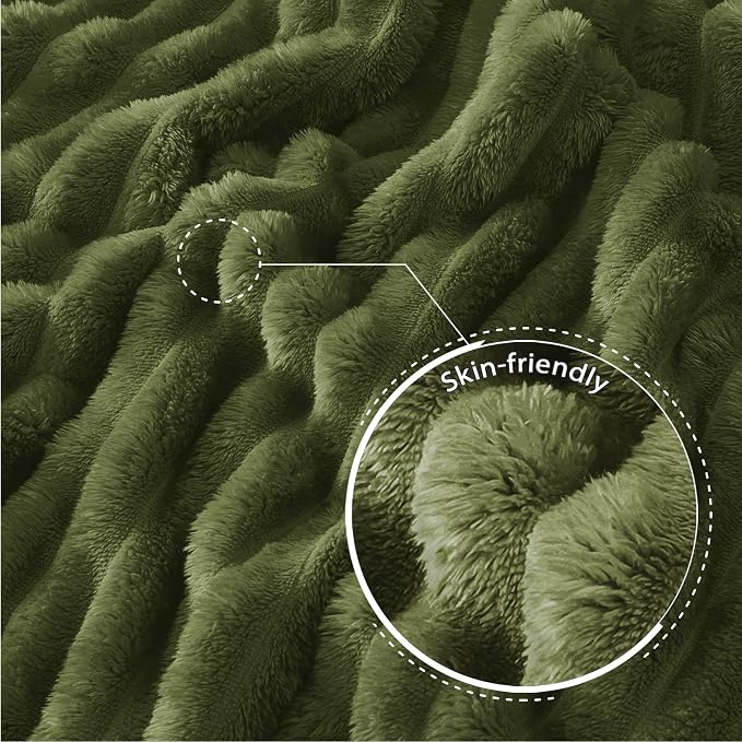 Exclusivo Mezcla Striped Fleece Throw Blanket - Image 5