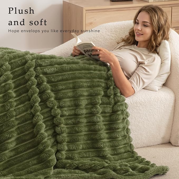 Exclusivo Mezcla Striped Twin Size Fleece Blanket - Image 2