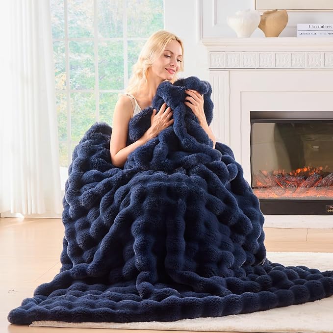 BENVWE Fluffy Faux Fur Throw Blanket - Image 5