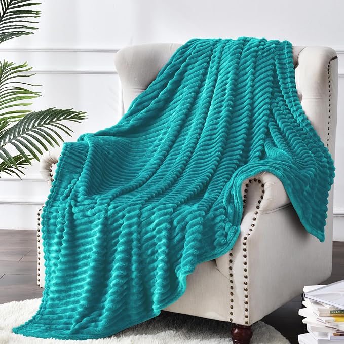 BEDELITE Ribbed Jacquard Ocean Blue Fleece Twin Blanket - Image 9