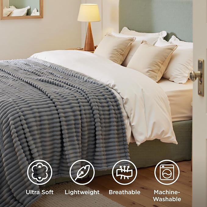 Bedsure Soft Twin XL Blanket for Bed Dorm Frost Gray 66"x90" | Birthday Gifts - Image 5