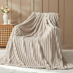 NEWCOSPLAY Fleece Ribbed Cozy Queen Blanket - Image 7