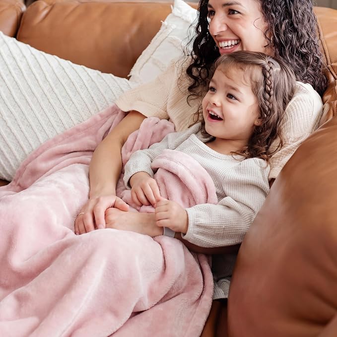 Bedsure GentleSoft Pink Fleece Blankets Queen Size - Image 6