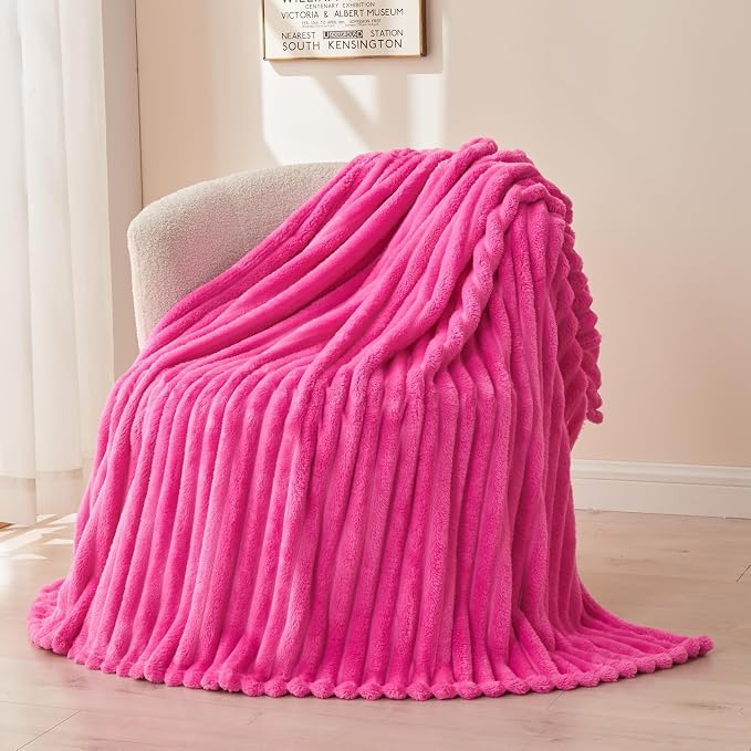 NEWCOSPLAY Fleece Ribbed Cozy Queen Blanket - Image 9