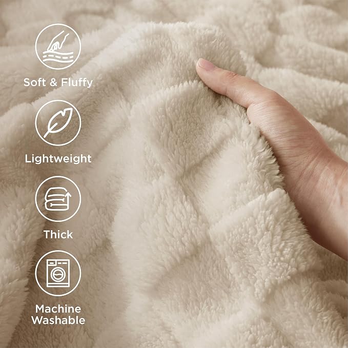Bedsure GentleSoft Full Size Blankets - Image 3