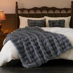 BENVWE Faux Fur Throw Blanket for Couch - Image 7