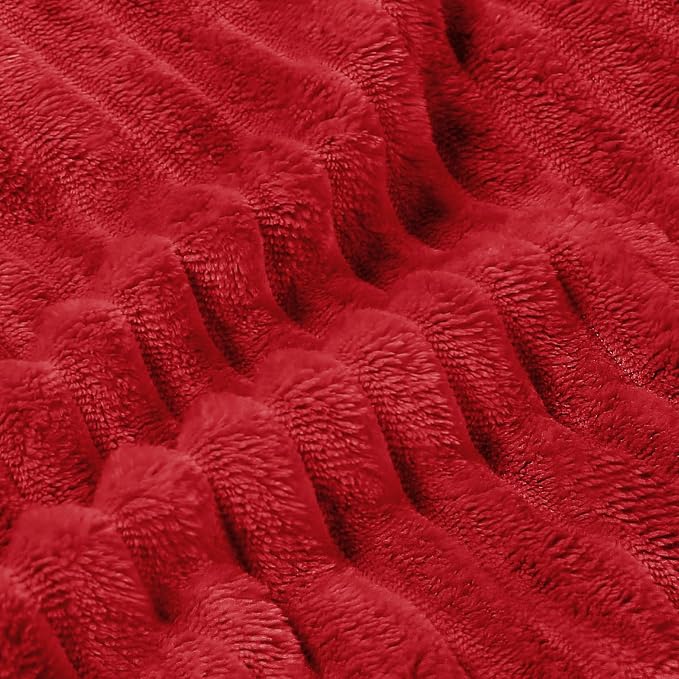 BEDELITE 3D Ribbed Jacquard Red Fleece Twin Blanket - Image 5
