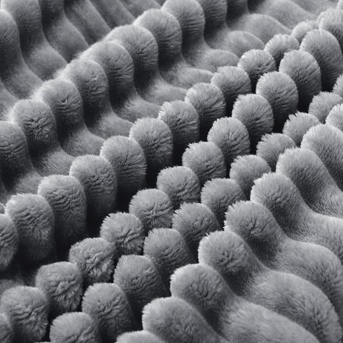 BEDELITE 3D Ribbed Jacquard Grey Fleece Throw Blanket - Image 6