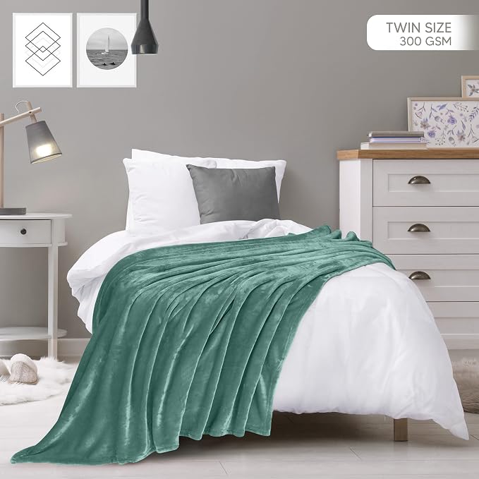 Utopia Bedding Ultra Soft Fleece Bed Blanket Twin Size Celadon | Microfiber - Image 2