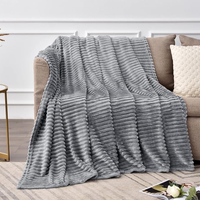 BEDELITE 3D Ribbed Jacquard Grey Fleece Throw Blanket - Image 3