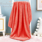Exclusivo Mezcla Waffle Fleece Throw Blanket - Image 2