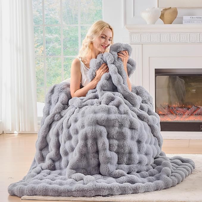BENVWE Fluffy Faux Fur Throw Blanket - Image 8