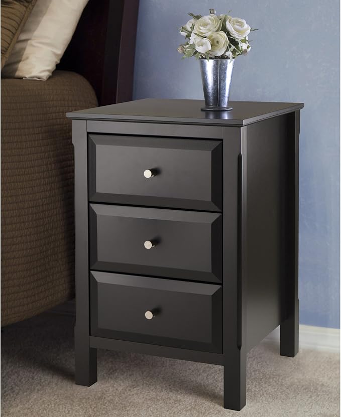 Winsome Timmy Accent Table - Image 2