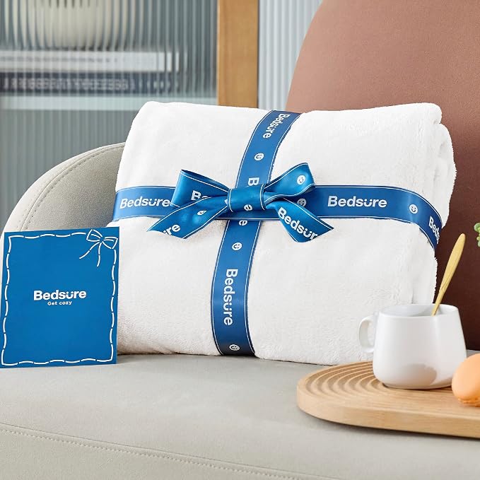 Bedsure GentleSoft Fleece Bed Blankets Full Size White - Image 7