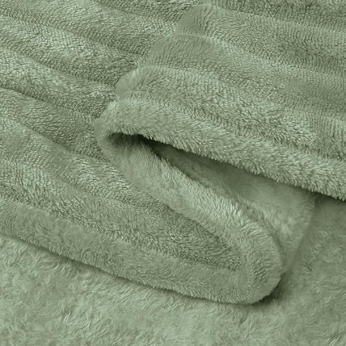 BEDELITE 3D Ribbed Sage Grey Green Fleece Twin Blanket - Image 9