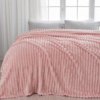 NEWCOSPLAY Fleece Ribbed Cozy Queen Blanket - Image 2