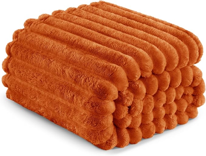 Exclusivo Mezcla Striped Queen Size Fleece Blanket - Image 6
