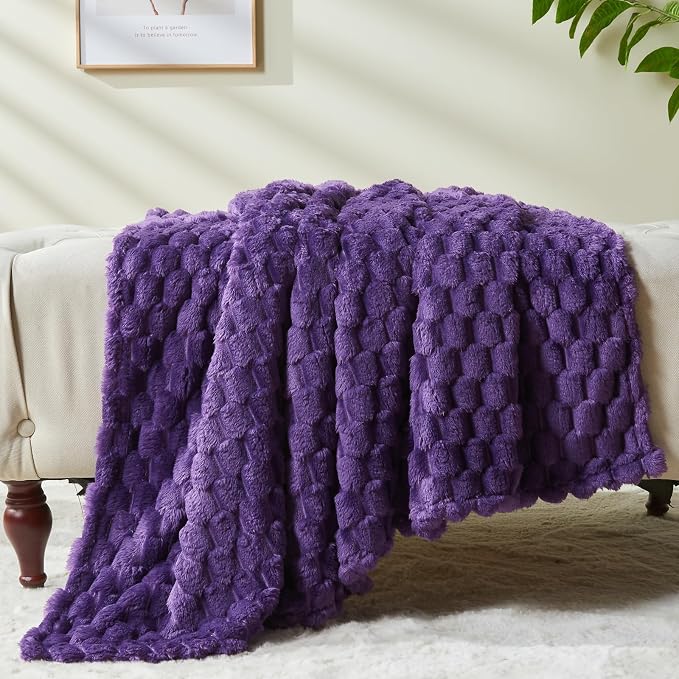 NEWCOSPLAY Fleece Clouds Cozy Queen Blanket - Image 9