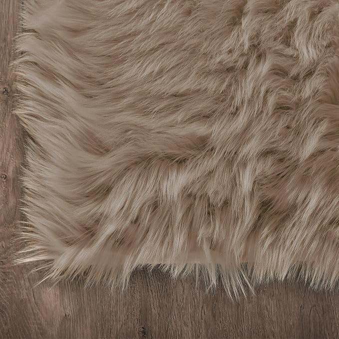 Latepis Beige Faux Fur Rug 8x10, Faux Fur Sheepskin Rug - Image 5