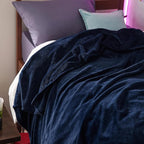 Bedsure GentleSoft Fleece Blanket Twin XL - Image 2