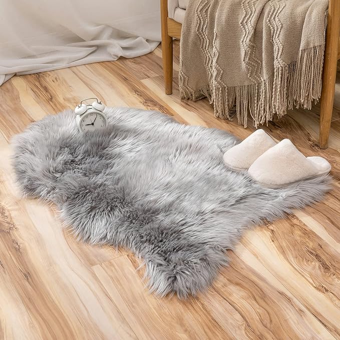 MIULEE Fluffy Area Rug 2x3 ft Faux Fur Sheepskin Rug - Image 4