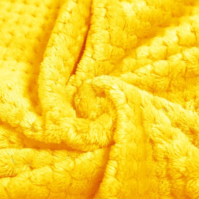 Exclusivo Mezcla Waffle Fleece Throw Blanket - Image 8