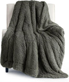 Bedsure GentleSoft Fuzzy Sherpa Faux Fur Twin Blanket Olive Green Cozy Gifts by Unknown