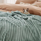 Bedsure Full Size Fleece Blankets - Image 6
