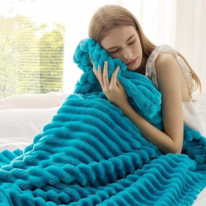 Bedsure Soft Throw Blanket for Couch Decor Gifts Teal 50"x60" | Birthday Gifts - Image 4