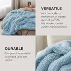 Bedsure GentleSoft Fuzzy Sherpa Faux Fur Blue Twin Blanket Cozy Gifts - Image 4