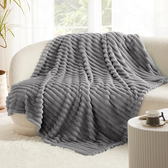 Bedsure Soft Twin XL Blanket for Bed Dorm Frost Gray 66"x90" | Birthday Gifts - Image 8