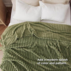 Bedsure Soft Queen Size Blanket - Image 6