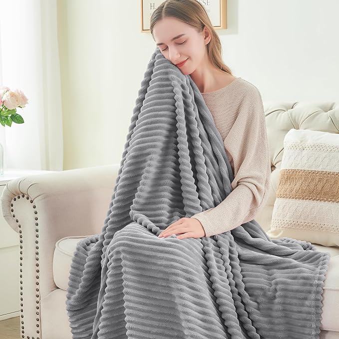 BEDELITE 3D Ribbed Jacquard Grey Fleece Throw Blanket - Image 4