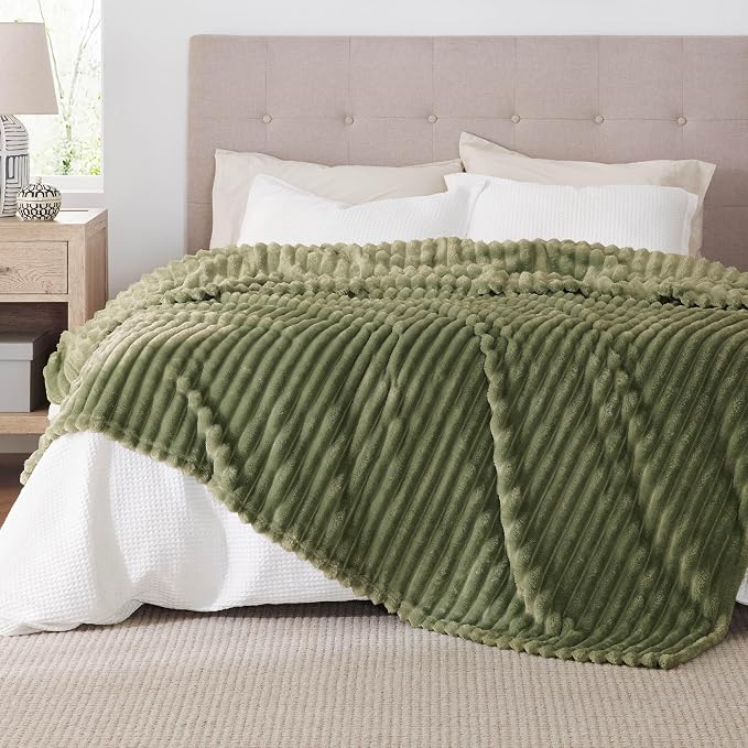 Bedsure Soft Queen Size Blanket - Image 3