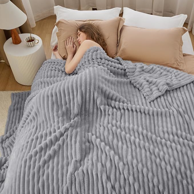 Bedsure Soft Cal Size Blanket for Bed Light Grey 102"x96" | Birthday Gifts for - Image 5