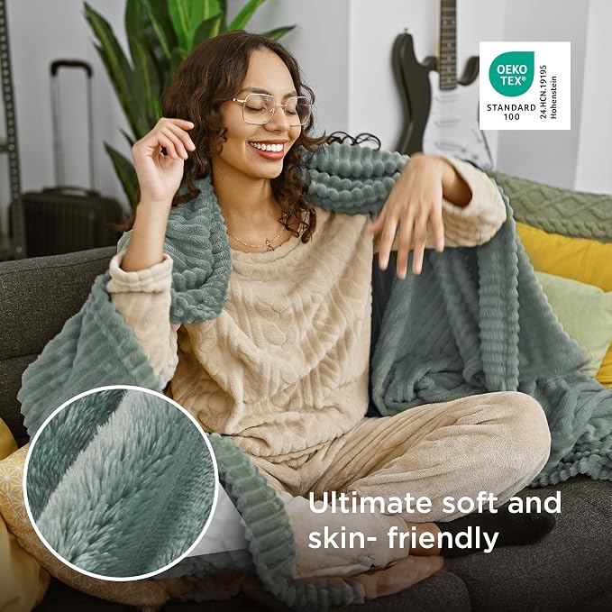 Bedsure Soft Sage Green Throw Blanket - Image 4