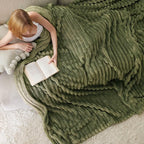 Bedsure Soft Queen Size Blanket - Image 4