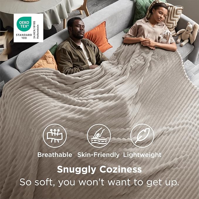 Bedsure Extra Soft Large Fleece Blanket - Image 2