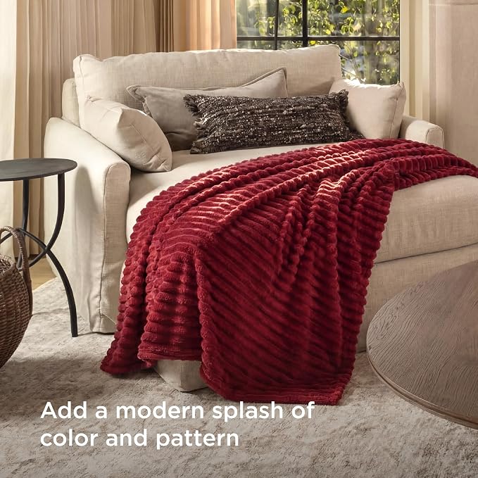 Bedsure Soft Red Throw Blanket for Couch Decor Gifts 50"x70" | Birthday Gifts - Image 3